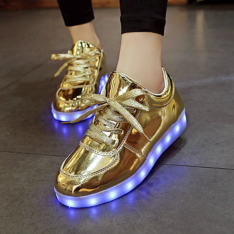 7ipupas New Homme luminous sneakers boys girls Chaussures Lumineuse 11 colors Gold Led Shoes kids Glowing Casual Unisex 30-44