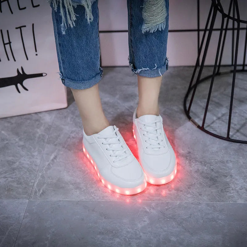 7ipupas New Homme luminous sneakers boys girls Chaussures Lumineuse 11 colors Gold Led Shoes kids Glowing Casual Unisex 30-44