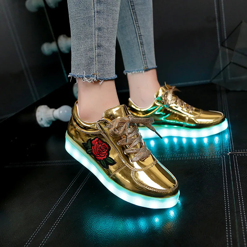7ipupas New Homme luminous sneakers boys girls Chaussures Lumineuse 11 colors Gold Led Shoes kids Glowing Casual Unisex 30-44