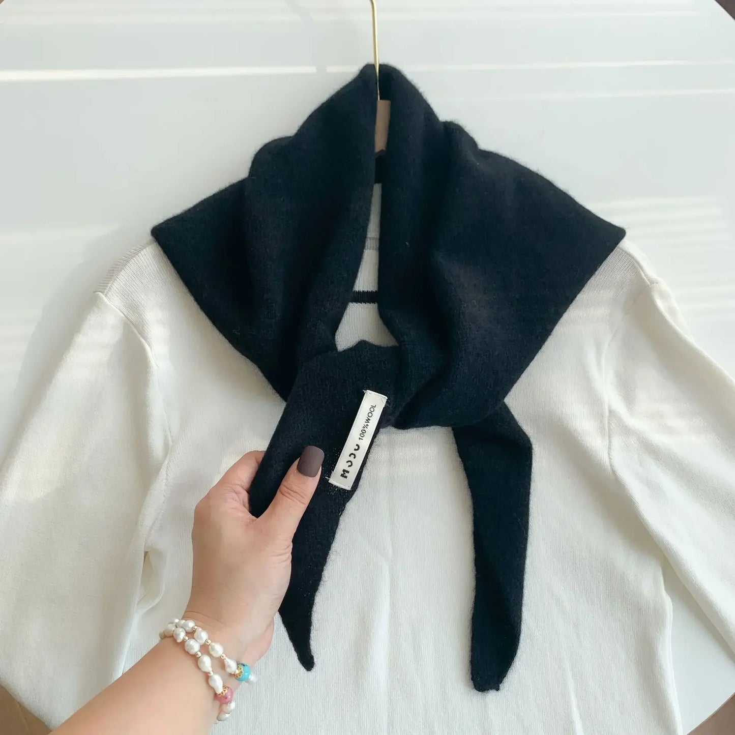 British Korean Triangle Scarf Niche Wool Triangular Scarf Women Headscarf Knitted Scarf Multi-functional Warm Knitted Scarf