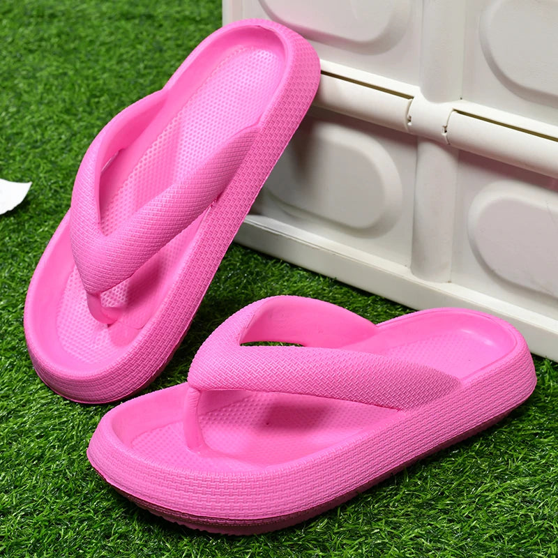 MAEDEF 2024 Flip Flops Men and Women Summer Anti-skid Outdoor Casual Light Beach Sandals Thick Platform House Bathroom Slippers