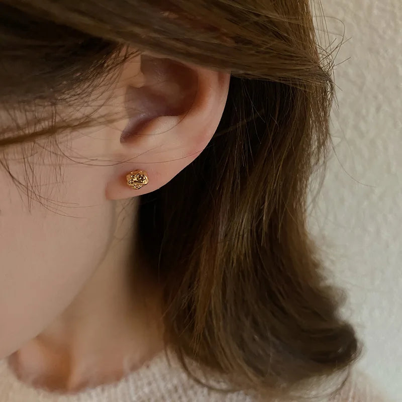Bilandi Trendy Jewelry Mini Stud Earrings 925 Silver Needle Simply Design Hot Sale Delicate Metal Gold Color Earrings For Women