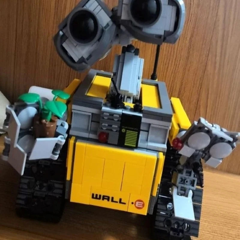 MINISO 687Pcs Space Robot Building Bricks Dolls Sets Classic Movie Blocks Model 21303 Children Toys Adult Friend Birthday Gifts