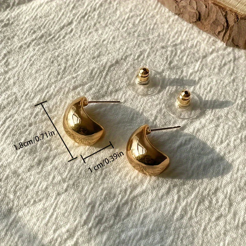 Vintage Smooth Metal Water Drop Stud Earrings Punk Aesthetic Geometry Hollow Tear Drop Earrings Women's Trend Party Ear Jewelry